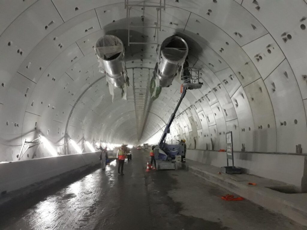 Ismailia Tunnel under Suez - Jet Fans
